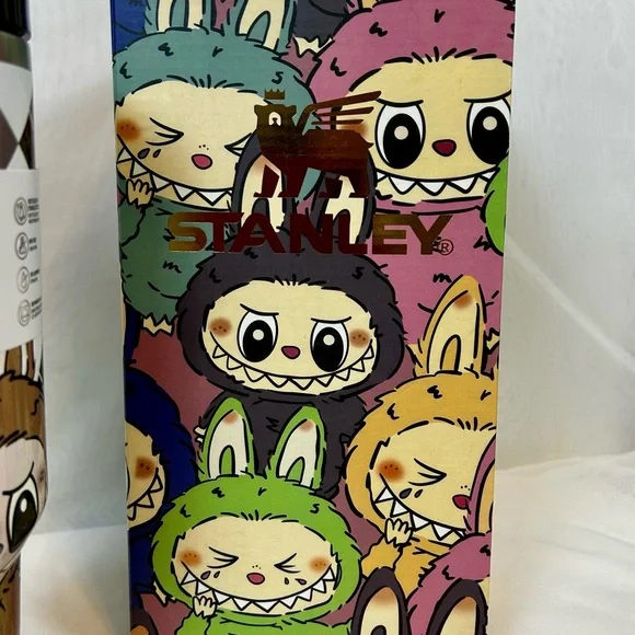 New Stanley Labubu 40 Ounce Quencher H2O Tumbler - Picture 8 of 10